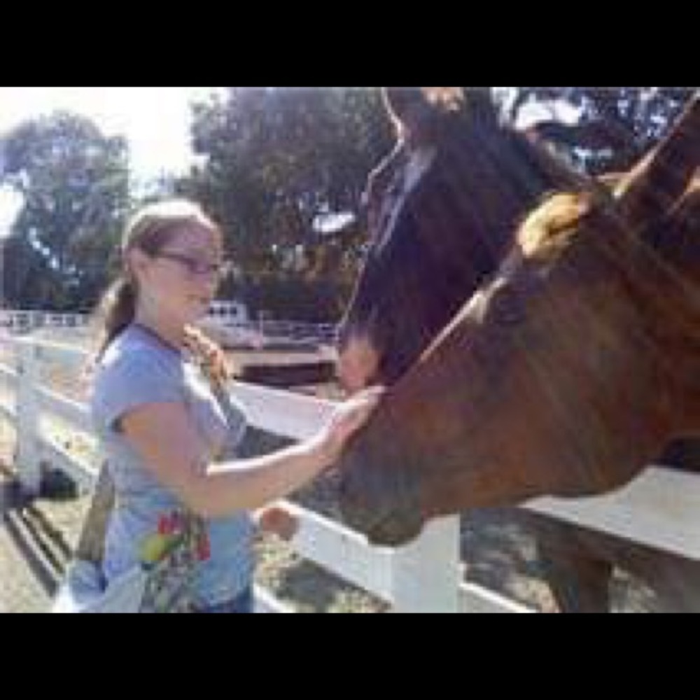 Meet your Posher, Madi